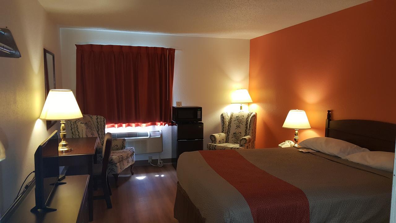 Motel 6-Saukville, Wi Екстер'єр фото