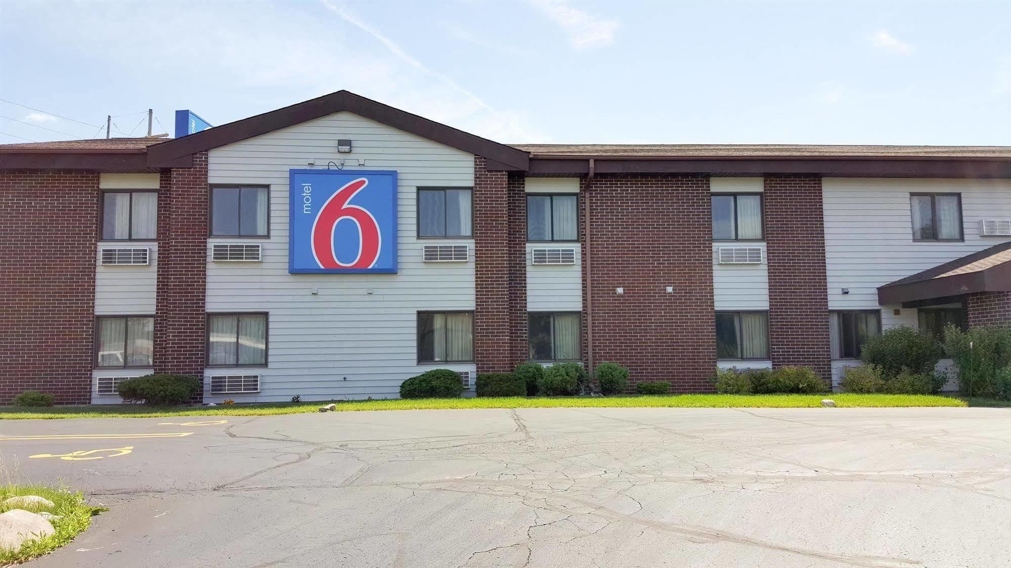 Motel 6-Saukville, Wi Екстер'єр фото
