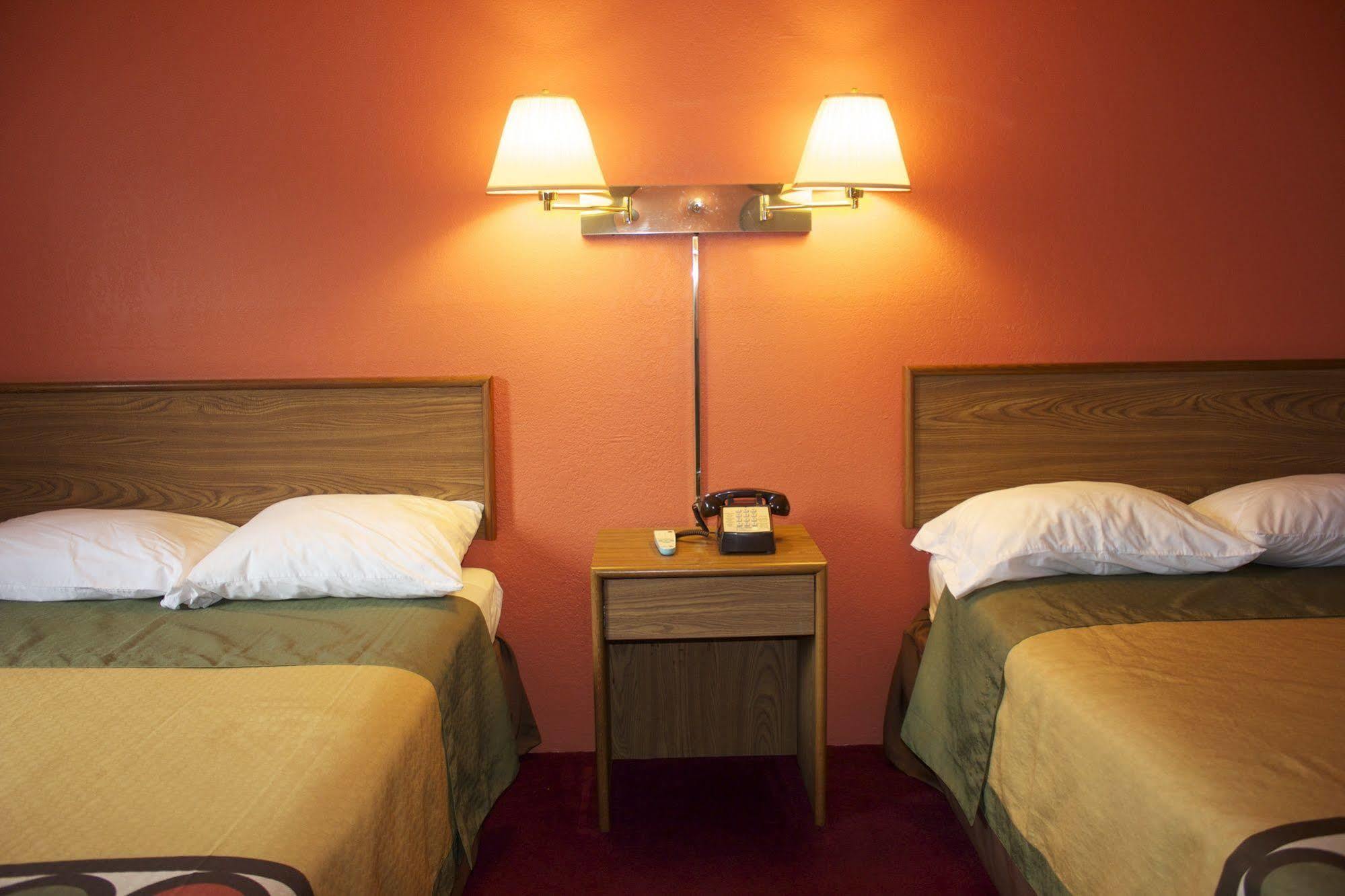 Motel 6-Saukville, Wi Екстер'єр фото