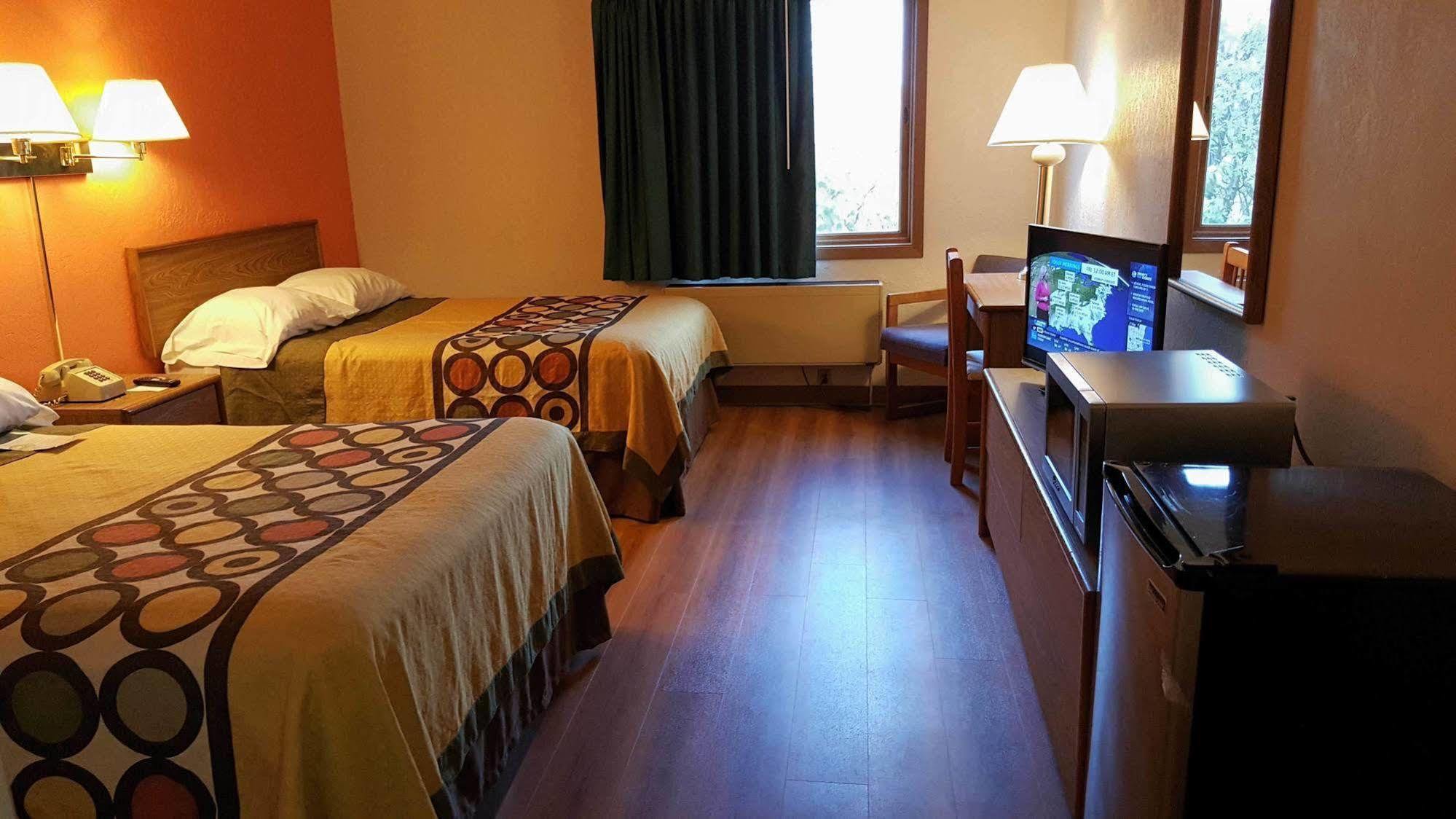 Motel 6-Saukville, Wi Екстер'єр фото