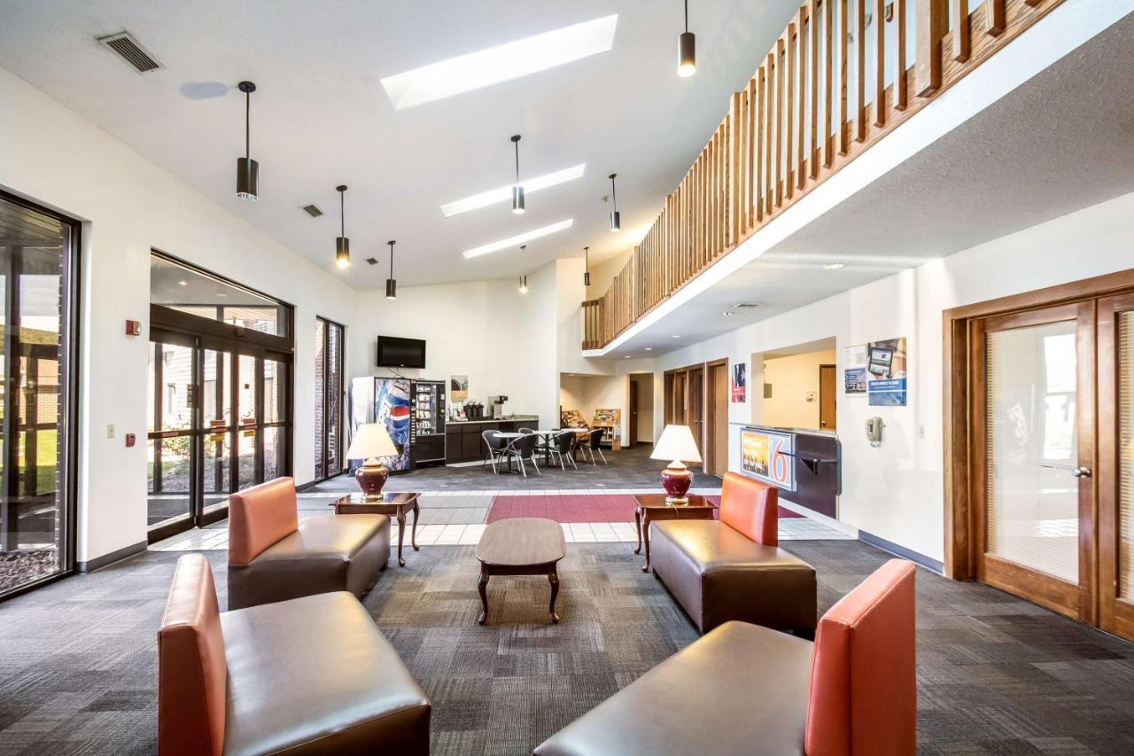 Motel 6-Saukville, Wi Екстер'єр фото