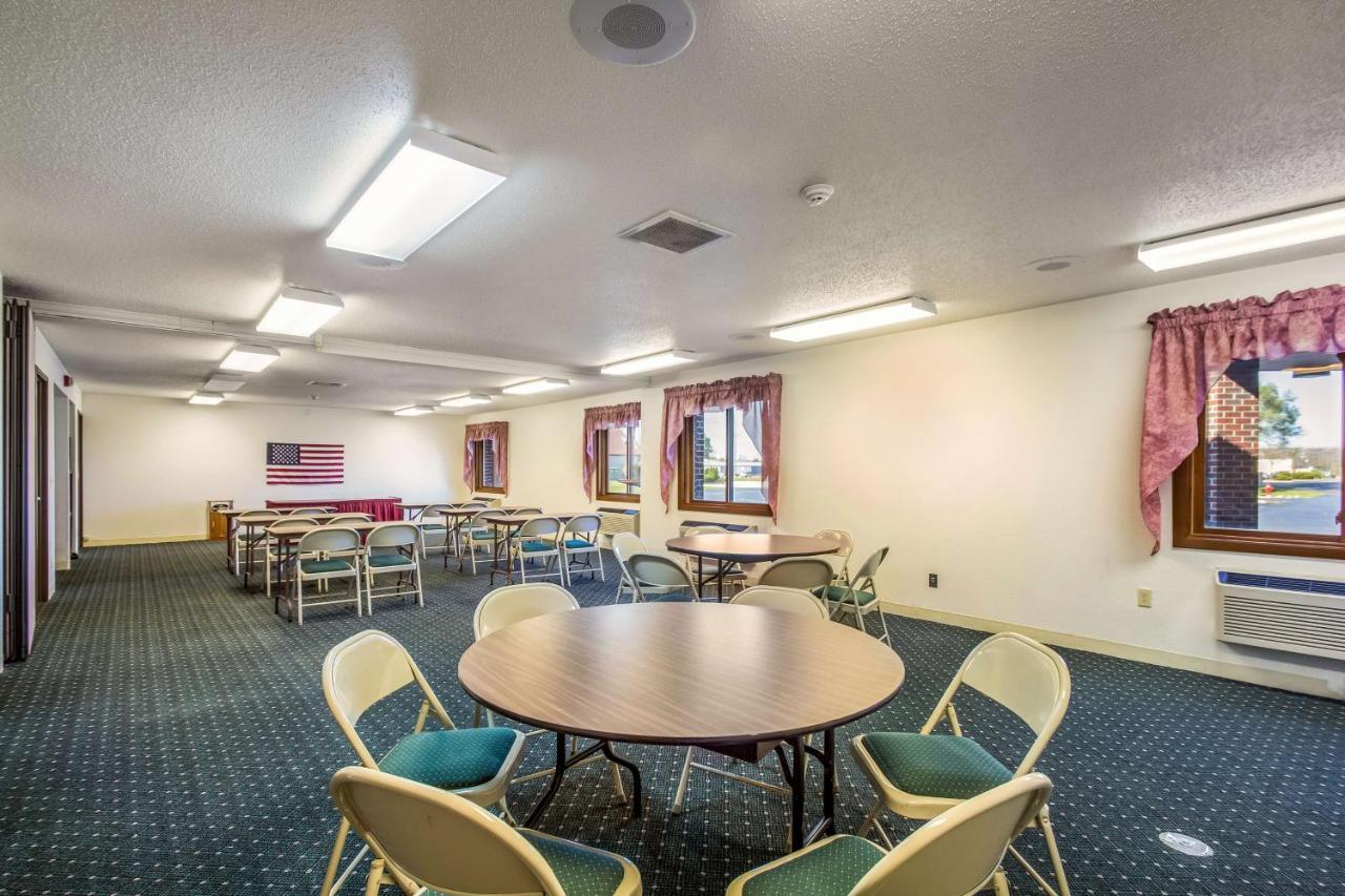 Motel 6-Saukville, Wi Екстер'єр фото